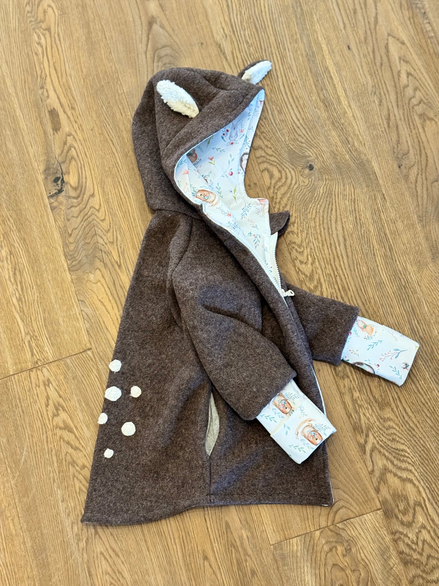 Reh Wollwalkjacke mit Waldtieren